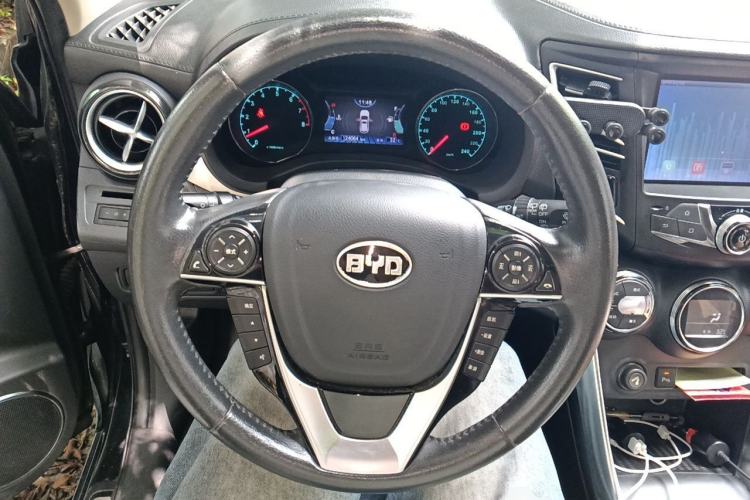 Used BYD Song 2016 1.5TI Manual Luxury Model Steering Wheel