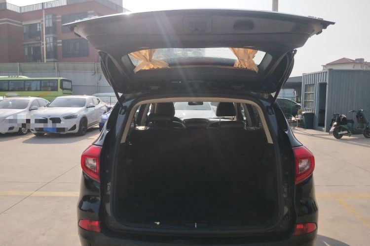 Used BYD Song 2016 GaiShi Edition 1.5TID Automatic Elite Model Trunk