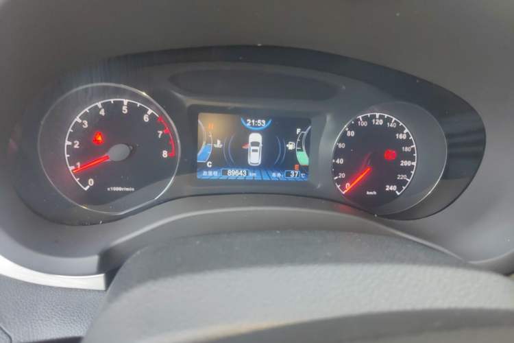 Used BYD Song 2016 1.5TI Manual Luxury Model Odometer Close Up