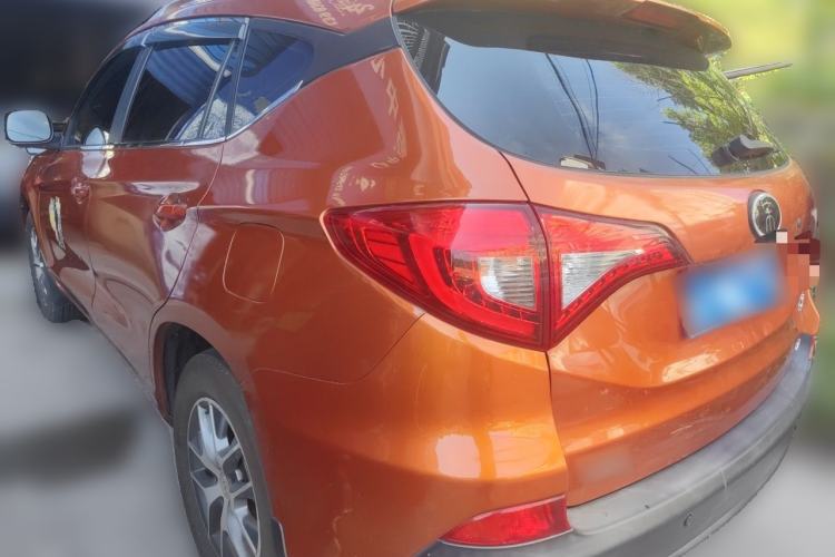 Used BYD Song 2016 1.5TI Manual Luxury Model Rear Left 45 Deg