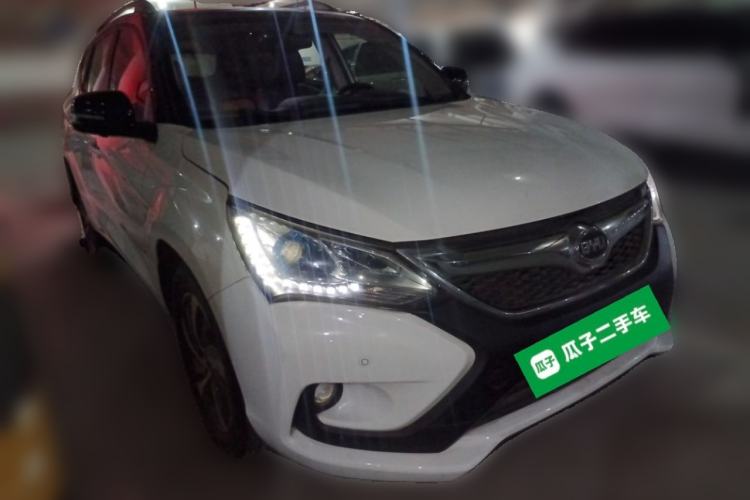 Used BYD Song 2016 2.0TID Automatic Flagship Edition Front Right 45 Deg