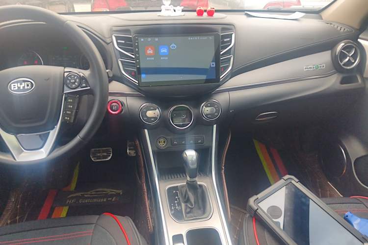 Used BYD Song 2016 2.0TID Automatic Flagship Edition Audio And AC Panel