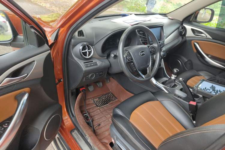Used BYD Song 2016 1.5TI Manual Luxury Model Driver Seat