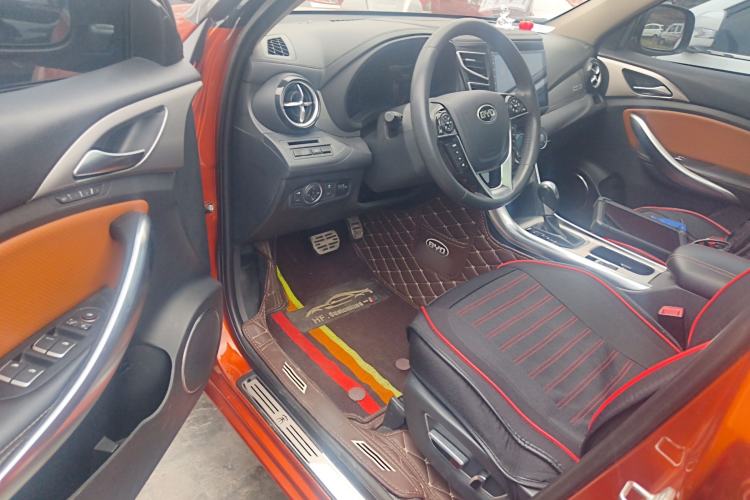 Used BYD Song 2016 2.0TID Automatic Flagship Edition Driver Seat