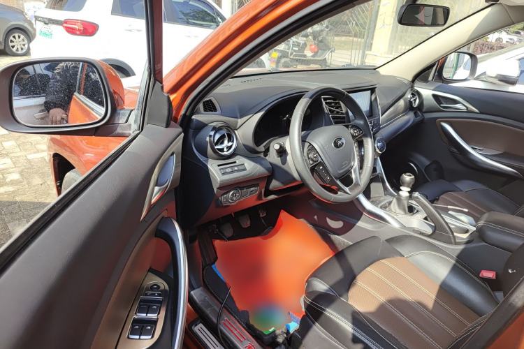 Used BYD Song 2016 GaiShi Edition 1.5TI Manual Elite Model Driver Seat
