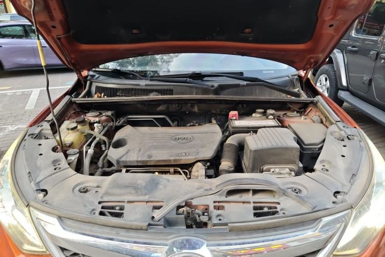 Used BYD Song 2016 GaiShi Edition 1.5TID Automatic Elite Model Engine Bay