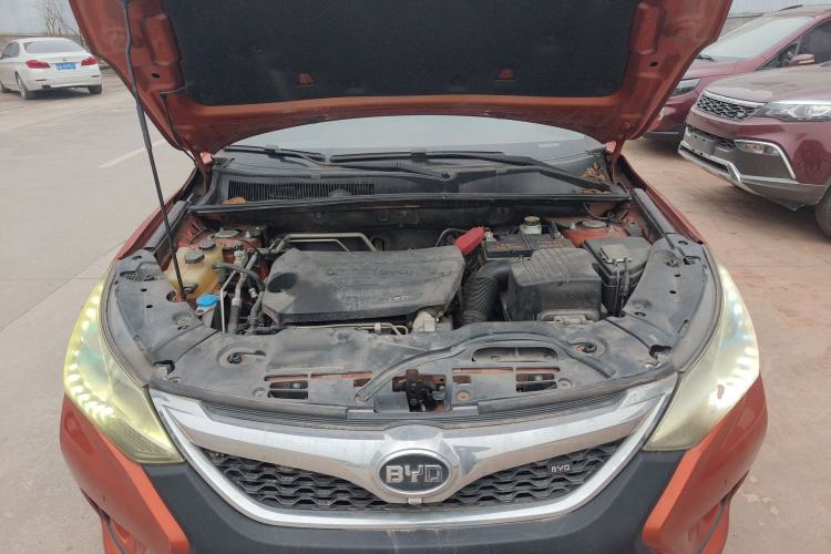 Used BYD Song 2016 1.5TI Manual Luxury Model Engine Bay