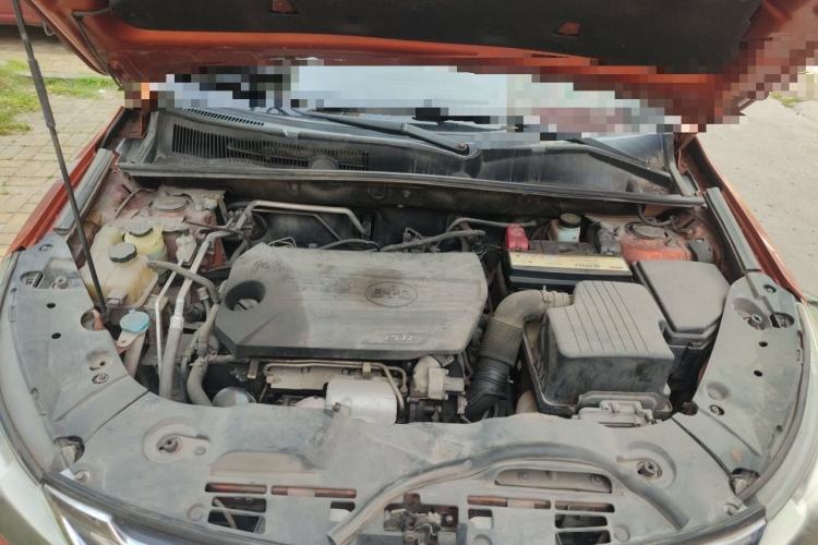 Used BYD Song 2016 1.5TI Manual Luxury Model Engine Bay