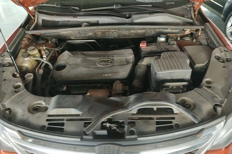 Used BYD Song 2016 GaiShi Edition 1.5TID Automatic Elite Model Engine Bay