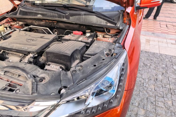 Used BYD Song 2016 1.5TI Manual Luxury Model Engine Bay Left