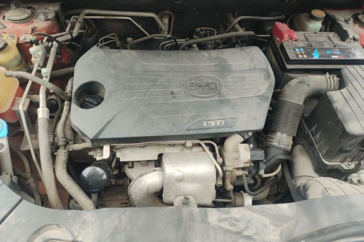 Used BYD Song 2016 1.5TI Manual Luxury Model Engine Bay