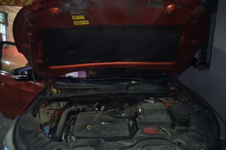 Used BYD Song 2016 2.0TID Automatic Prestige Edition Engine Bay