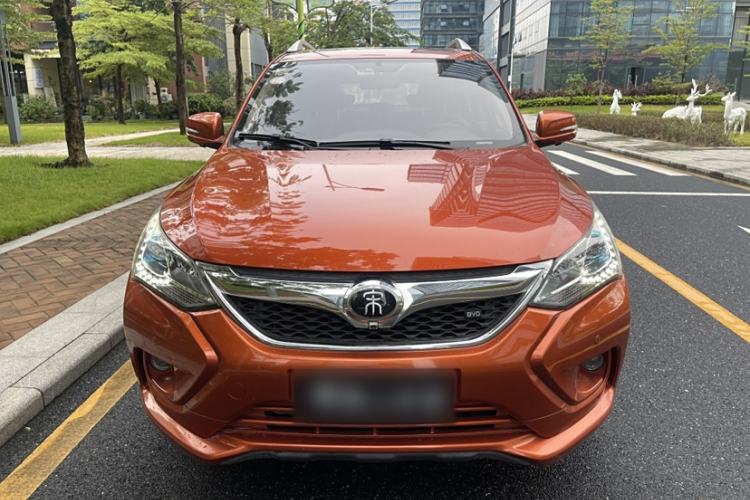 Used BYD Song 2016 GaiShi Edition 1.5TI Manual Elite Model Exterior 1