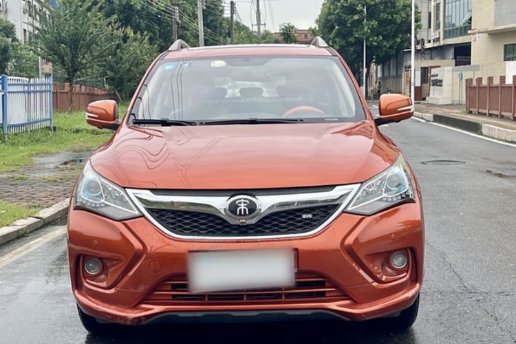 Used BYD Song 2016 Gaishi Edition 1.5TI Manual Haoya Model Exterior 1