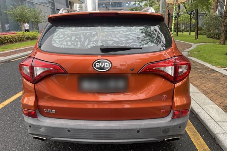 Used BYD Song 2016 GaiShi Edition 1.5TI Manual Elite Model Exterior 10