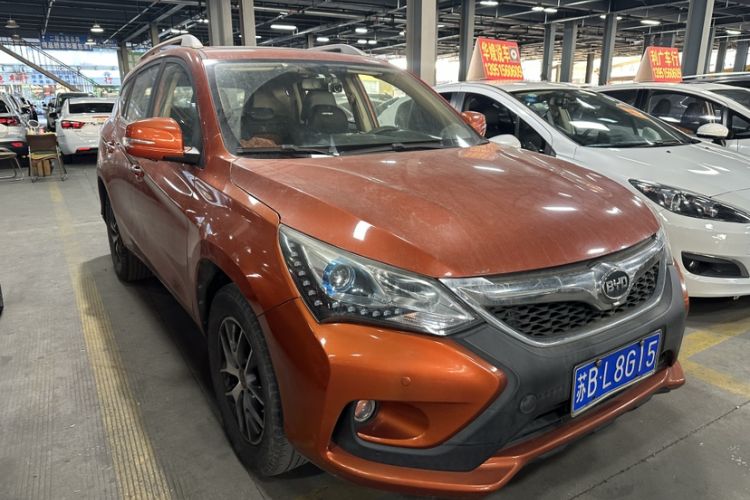Used BYD Song 2016 1.5TI Manual Luxury Model Exterior 2