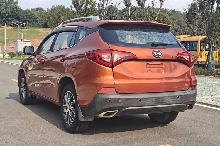 Used BYD Song 2016 GaiShi Edition 1.5TID Automatic Elite Model Exterior 3