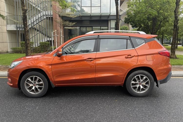 Used BYD Song 2016 GaiShi Edition 1.5TI Manual Elite Model Exterior 3