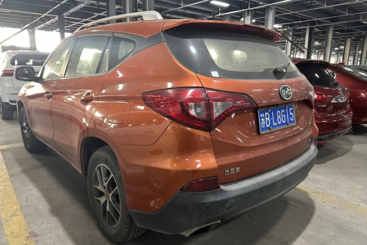 Used BYD Song 2016 1.5TI Manual Luxury Model Exterior 3