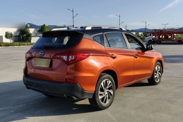 Used BYD Song 2016 2.0TID Automatic Prestige Edition Exterior 7