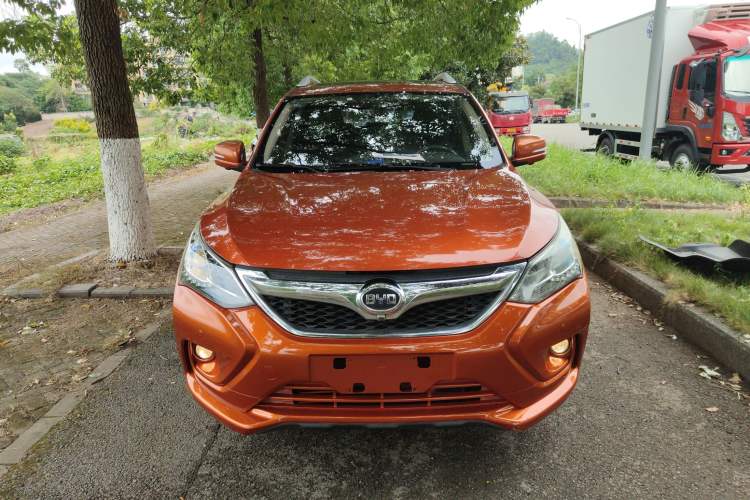 Used BYD Song 2016 1.5TI Manual Luxury Model Front