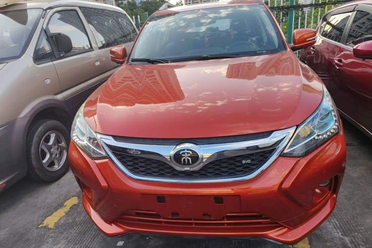 Used BYD Song 2016 GaiShi Edition 1.5TI Manual Elite Model Front