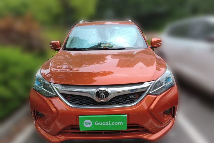 Used BYD Song 2016 GaiShi Edition 1.5TID Automatic Elite Model Front