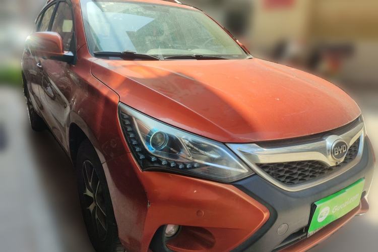 Used BYD Song 2016 1.5TI Manual Luxury Model Front Right 45 Deg