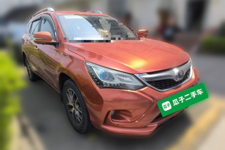 Used BYD Song 2016 GaiShi Edition 1.5TI Manual Elite Model Front Right 45 Deg