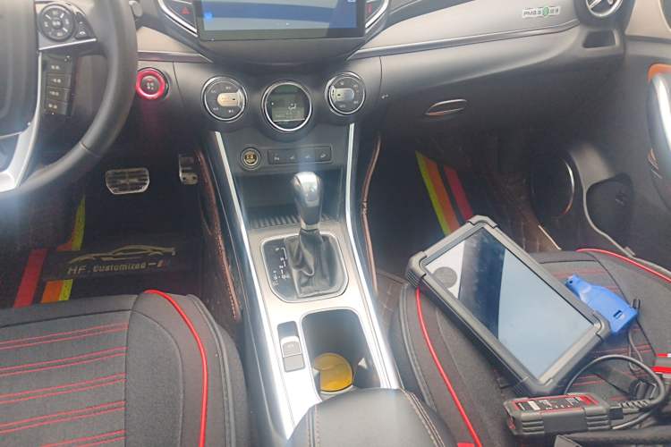 Used BYD Song 2016 2.0TID Automatic Flagship Edition Gear Lever