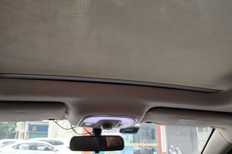 Used BYD Song 2016 2.0TID Automatic Prestige Edition Headliner