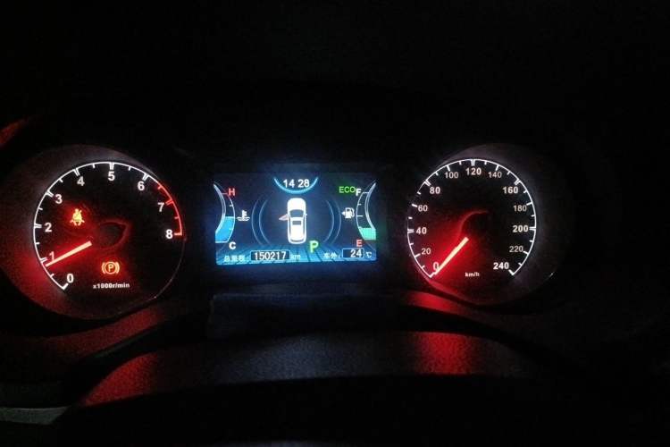 Used BYD Song 2016 GaiShi Edition 1.5TID Automatic Elite Model Instrument Cluster