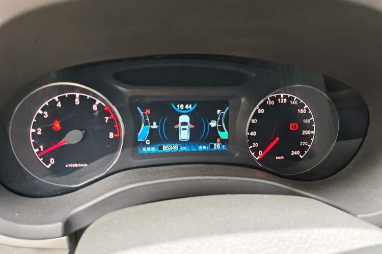 Used BYD Song 2016 GaiShi Edition 1.5TI Manual Elite Model Instrument Cluster