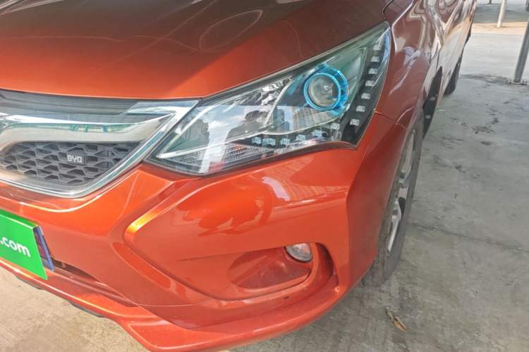 Used BYD Song 2016 Gaishi Edition 1.5TI Manual Leading Model Left Front Headlight