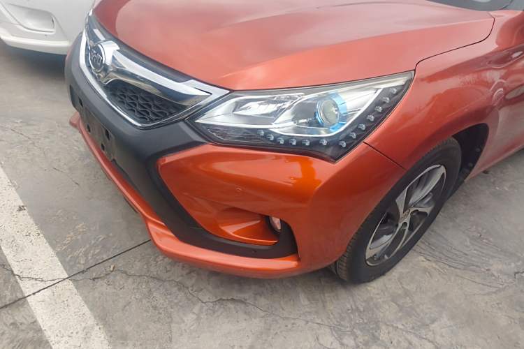 Used BYD Song 2016 2.0TID Automatic Flagship Edition Left Front Headlight
