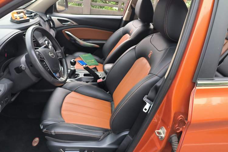Used BYD Song 2016 1.5TI Manual Luxury Model Left Front Seat