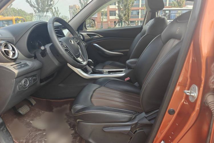 Used BYD Song 2016 GaiShi Edition 1.5TID Automatic Elite Model Left Front Seat