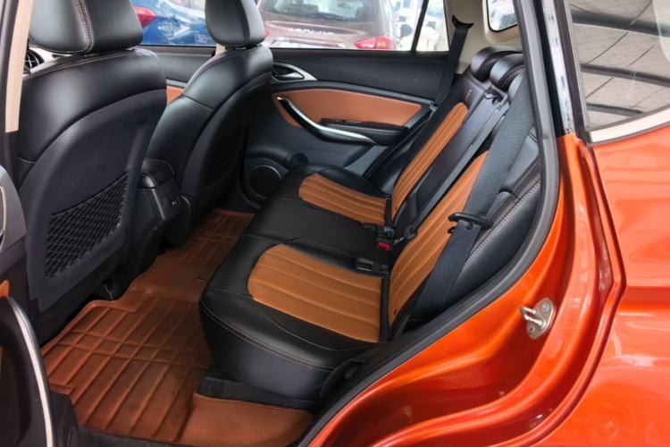 Used BYD Song 2016 2.0TID Automatic Prestige Edition Left Rear Seat