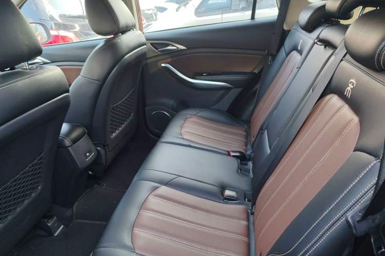 Used BYD Song 2016 GaiShi Edition 1.5TI Manual Elite Model Left Rear Seat