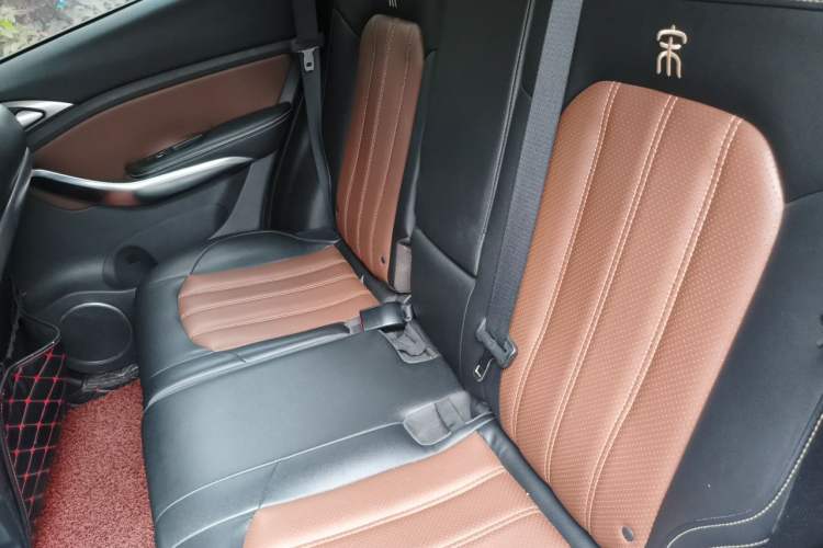 Used BYD Song 2016 GaiShi Edition 1.5TID Automatic Elite Model Left Rear Seat