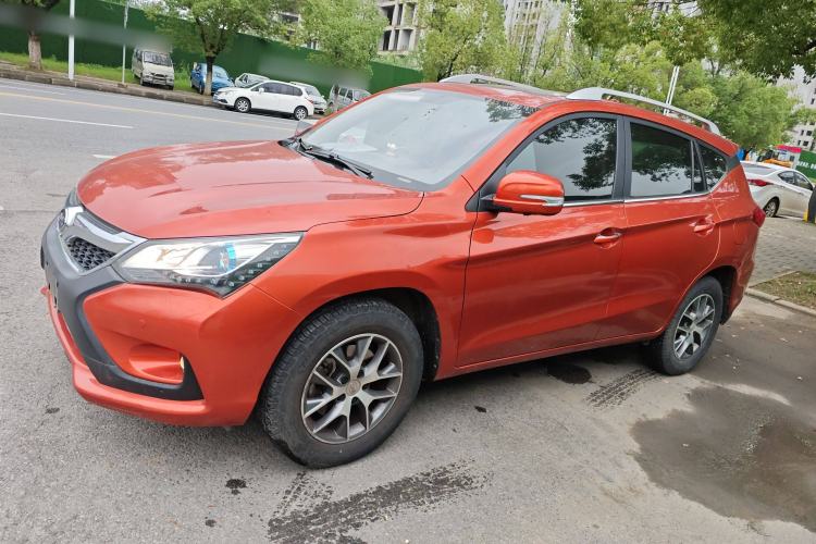 Used BYD Song 2016 1.5TI Manual Luxury Model Left Side