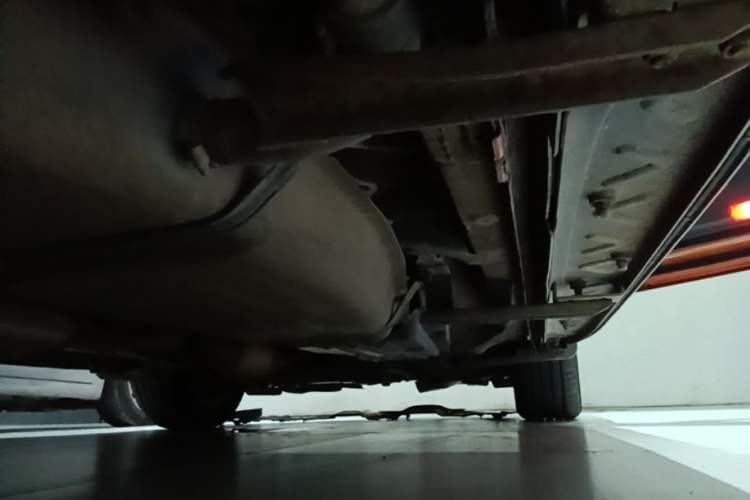 Used BYD Song 2016 2.0TID Automatic Prestige Edition Left Side Sill