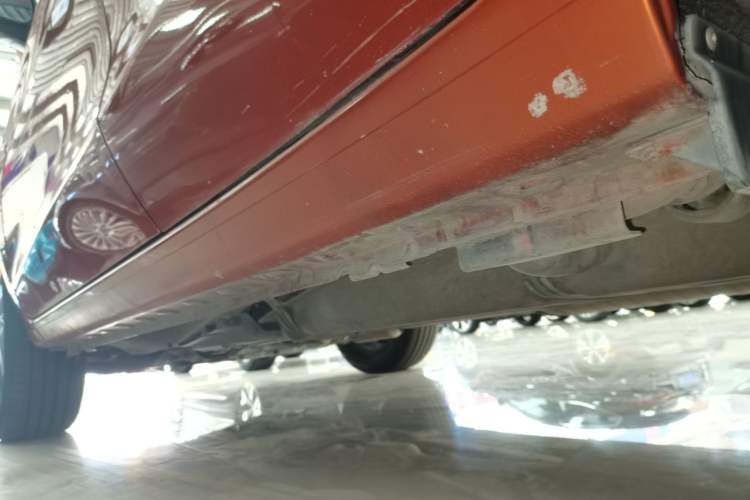 Used BYD Song 2016 1.5TI Manual Luxury Model Left Side Sill
