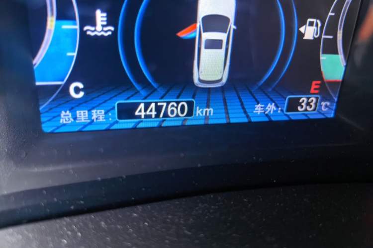 Used BYD Song 2016 1.5TI Manual Luxury Model Odometer Close Up