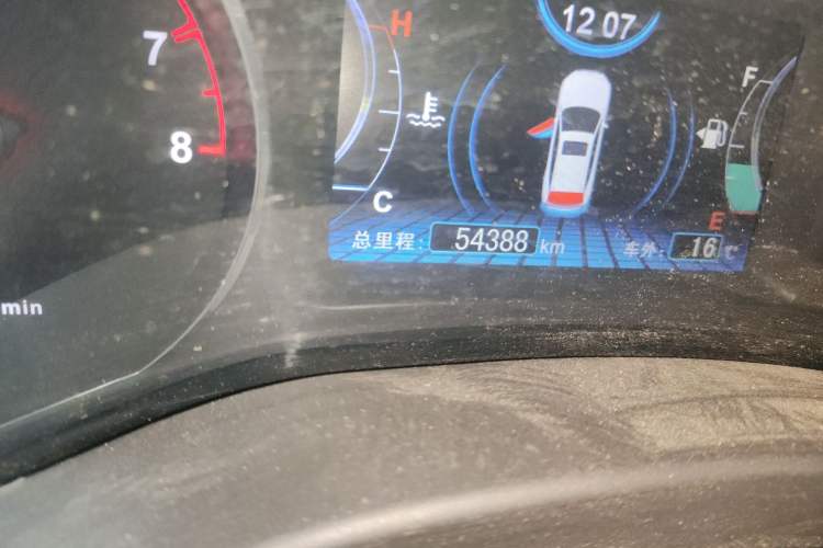 Used BYD Song 2016 1.5TI Manual Luxury Model Odometer Close Up