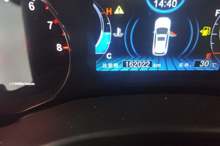 Used BYD Song 2016 Gaishi Edition 1.5TI Manual Haoya Model Odometer Close Up