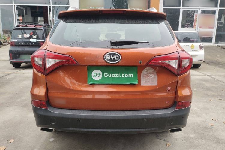 Used BYD Song 2016 GaiShi Edition 1.5TI Manual Elite Model Rear