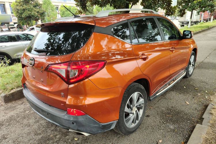 Used BYD Song 2016 1.5TI Manual Luxury Model Rear Right 45 Deg