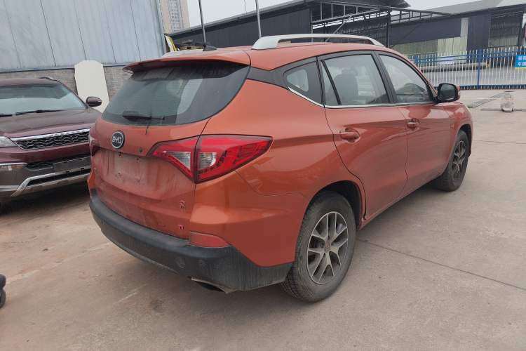 Used BYD Song 2016 1.5TI Manual Luxury Model Rear Right 45 Deg