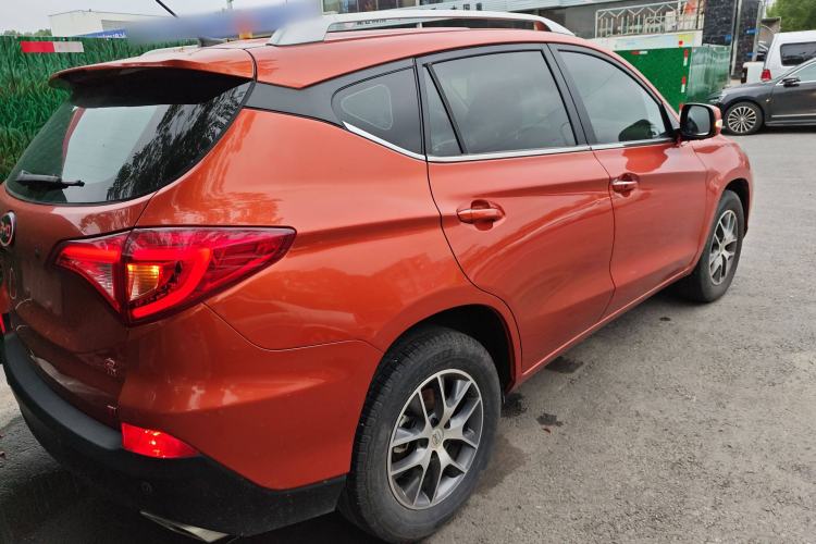 Used BYD Song 2016 1.5TI Manual Luxury Model Rear Right 45 Deg